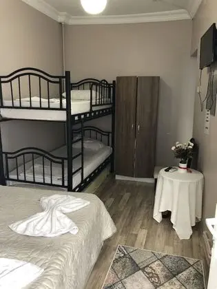 Standard Tek Büyük Yataklı Oda