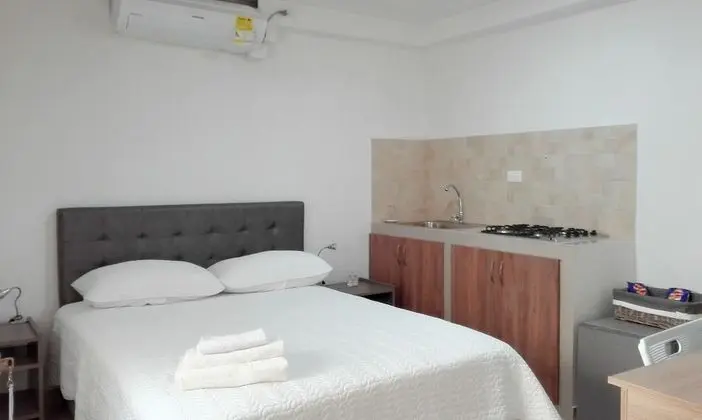 Standard Tek Büyük Yataklı Oda