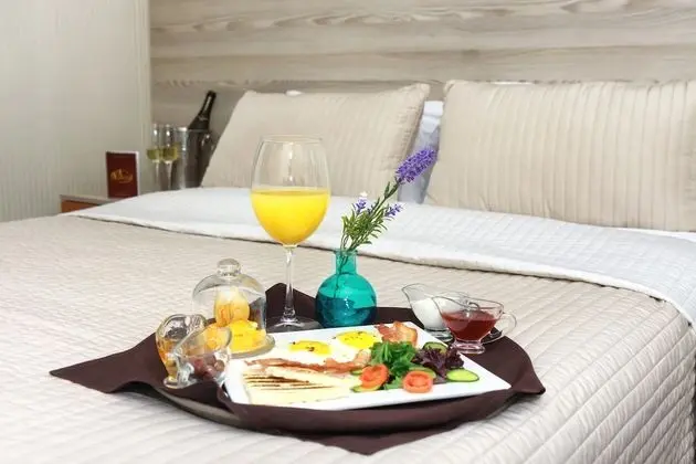 Comfort Tek Büyük Yataklı Oda