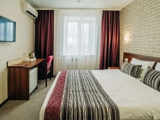 Standard Tek Büyük Yataklı Oda