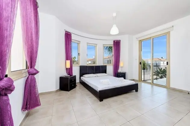 Villa, 4 Yatak Odası, Kişiye Özel Havuzlu