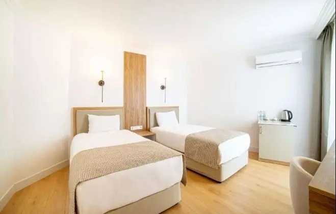 Standart Deniz Manzaralı Oda