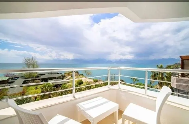 Standart Deniz Manzaralı Oda
