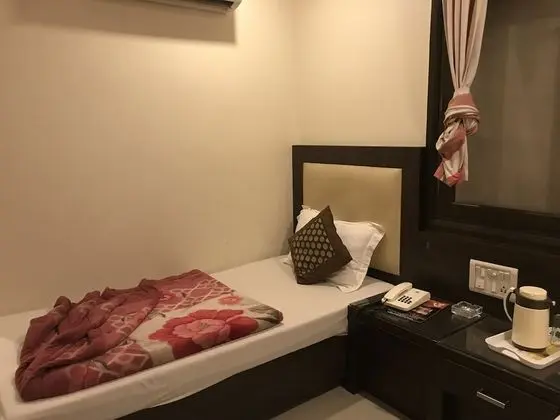 Standard Oda, 1 Çift Kişilik Yatak, Sigara İçilmez