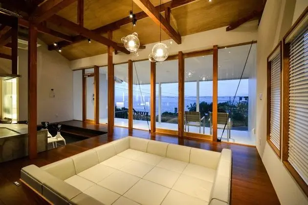 Deluxe Villa, Sigara İçilmez