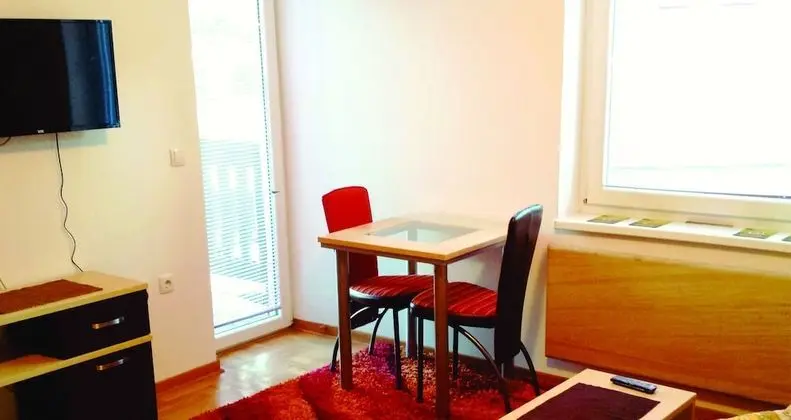 Standard Stüdyo, Balkon