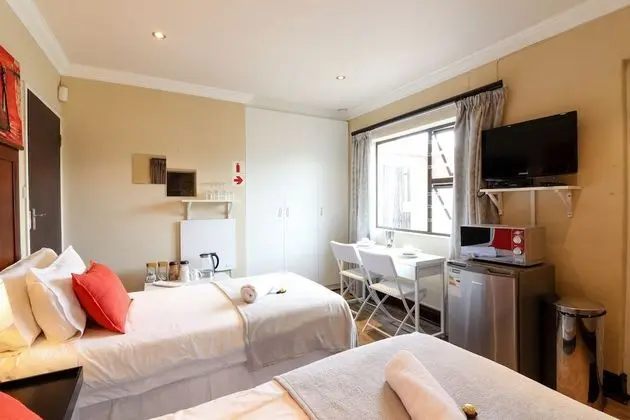 Business Tek Büyük veya İki Ayrı Yataklı Oda, Birden Çok Yatak, Veranda, Zemin Kat