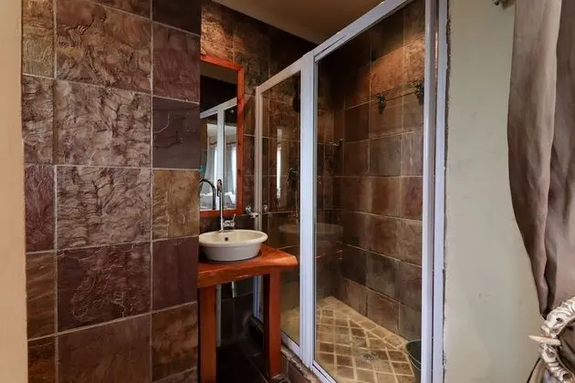 Business Tek Büyük veya İki Ayrı Yataklı Oda, Birden Çok Yatak, Veranda, Zemin Kat