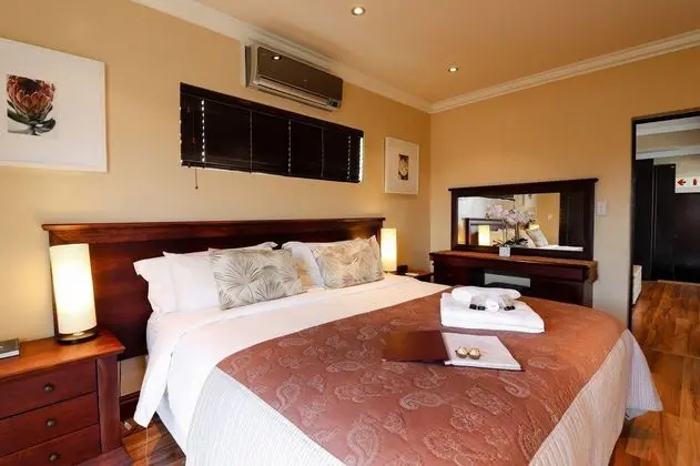 Classic Süit, Balkon (Upstairs Mlima)