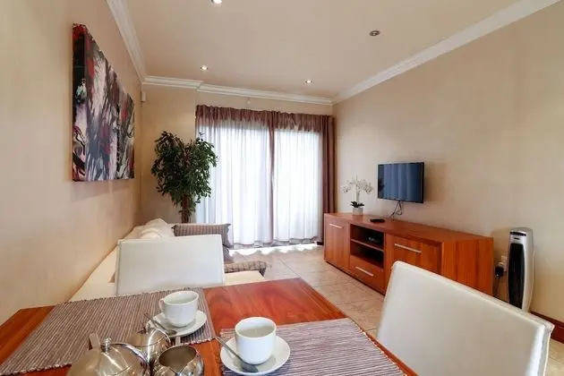 Süit (Ground lvl Bustani)