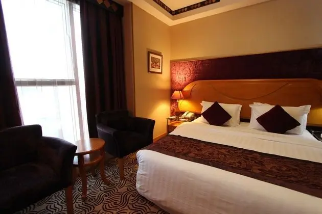 Junior Süit, 1 Çift Kişilik Yatak