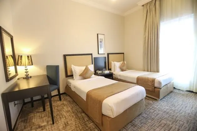 Deluxe Tek Büyük veya İki Ayrı Yataklı Oda, Şehir Manzaralı