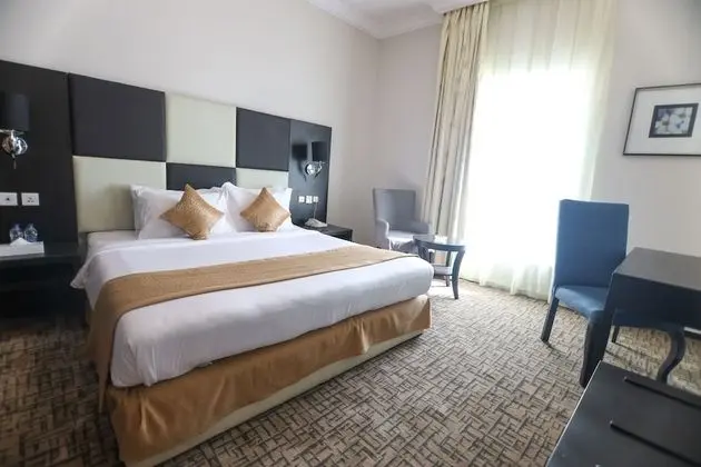Junior Süit, Şehir Manzaralı