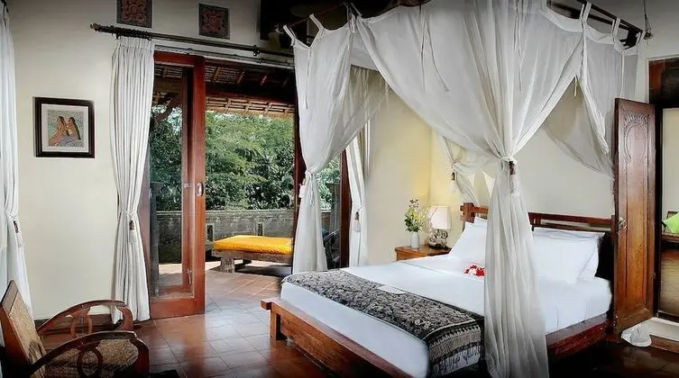 Villa Awang Awang , 5 Bedrooms , Private Pool , Valley View