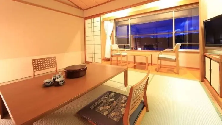 Traditional Dört Kişilik Oda (Japanese Style)