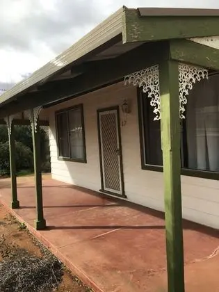 Kır Evi, 3 Yatak Odası (Away on Blende)