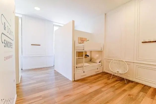 Ortak Ranzalı Oda, Sadece kadınlar için (8 beds)