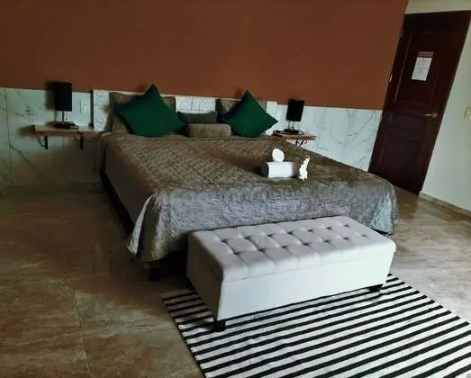 Suite Awazul