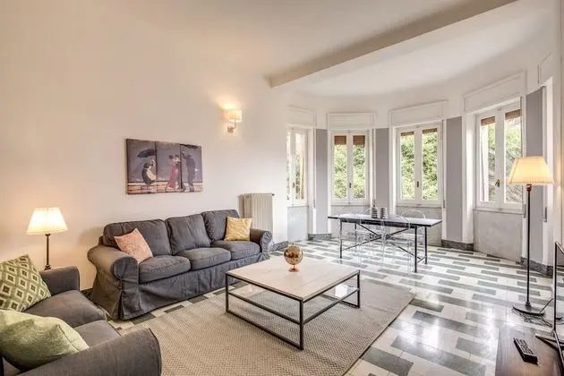 Comfort Apart Daire, 5 Yatak Odası (Salita Quintino Sella 7)