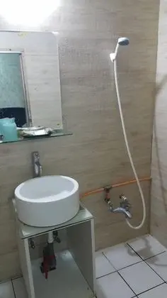 Economy Tek Büyük Yataklı Oda