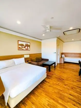 Deluxe Oda (with Sofa)