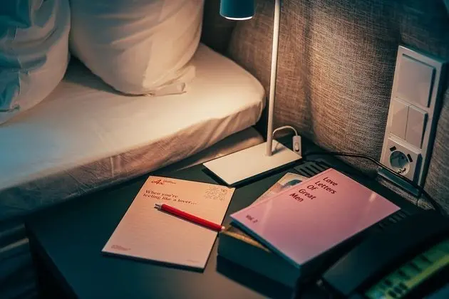 Poem King room