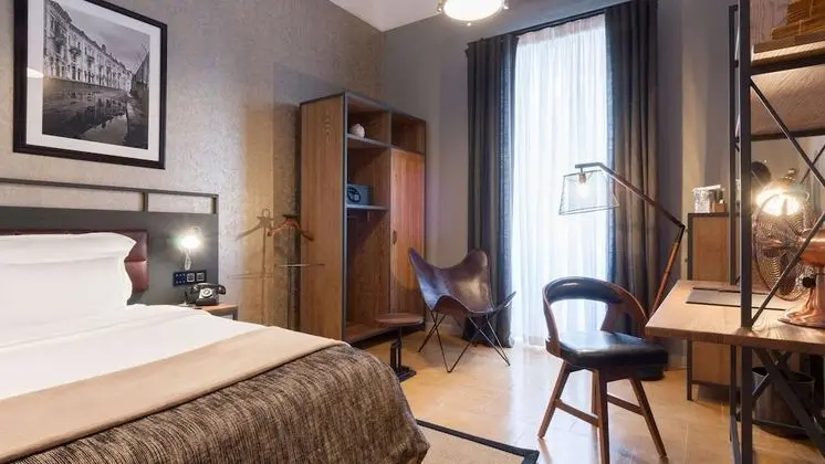 Deluxe Tek Büyük veya İki Ayrı Yataklı Oda