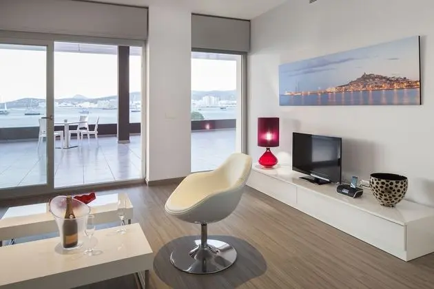 Deluxe Suite, 1 Bedroom, Sea View (2 Adults)