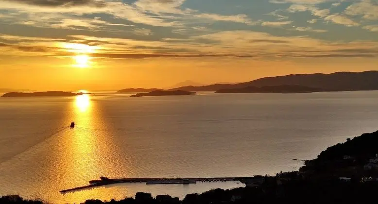 Premier Stüdyo, Kısmi Deniz Manzaralı