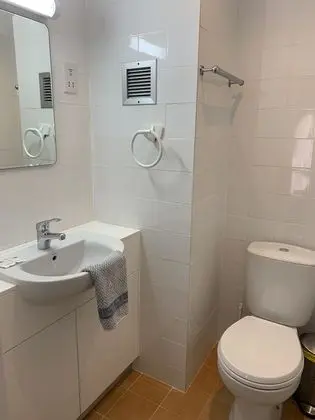 Economy Tek Büyük veya İki Ayrı Yataklı Oda