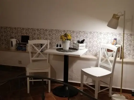 Classic Tek Büyük Yataklı Oda