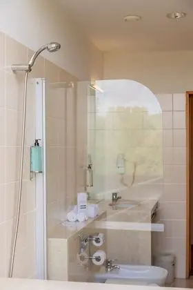 Tek Büyük veya İki Ayrı Yataklı Oda, Bahçe Manzaralı (Child Extra Bed)