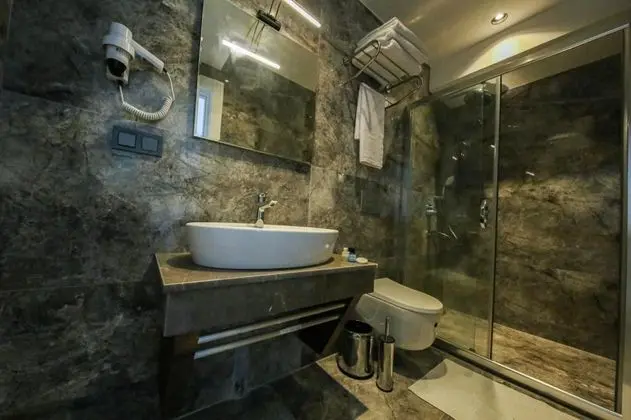 Deluxe Triple Room, Sokak Manzaralı, Klimalı