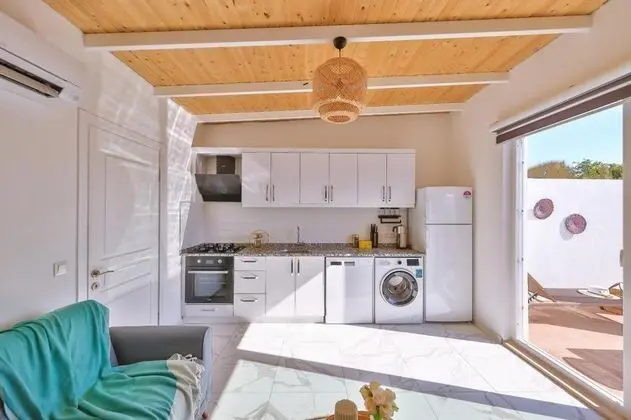 Junior Suite, Havuz Manzaralı