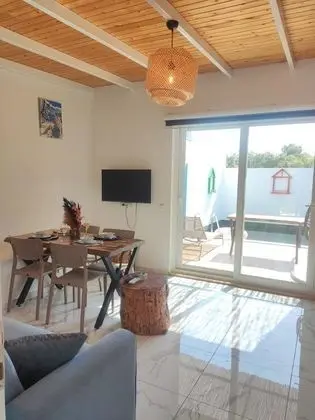 Junior Suite, Havuz Manzaralı
