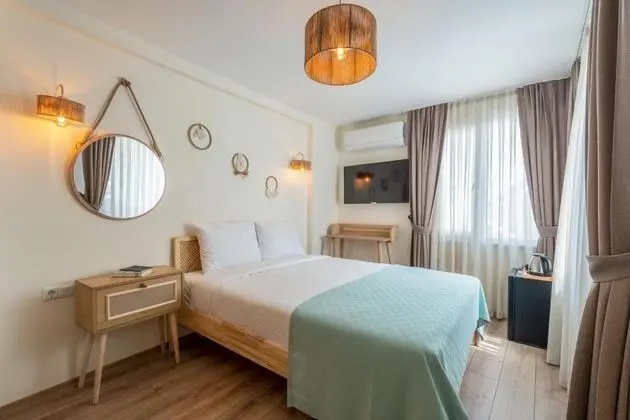 Standart Oda, Bahçe Manzaralı, Bahçe Katı