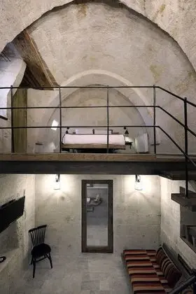 Cave Suite with Veranda and Living Room
