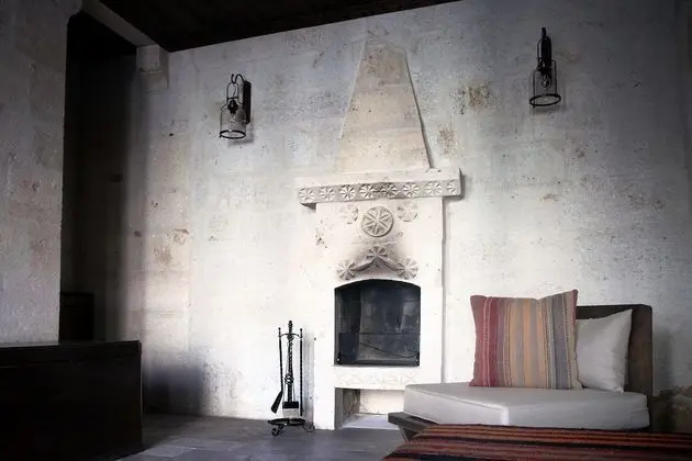 Cave Suite with Veranda and Living Room