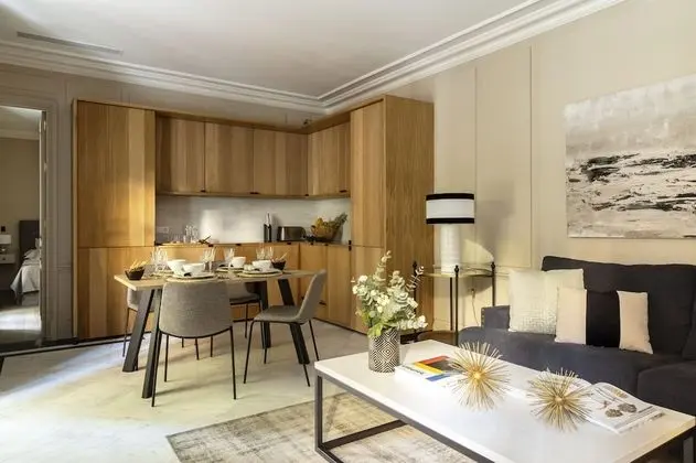 Luxury Apart Daire, 2 Yatak Odası, Balkon, Şehir Manzaralı
