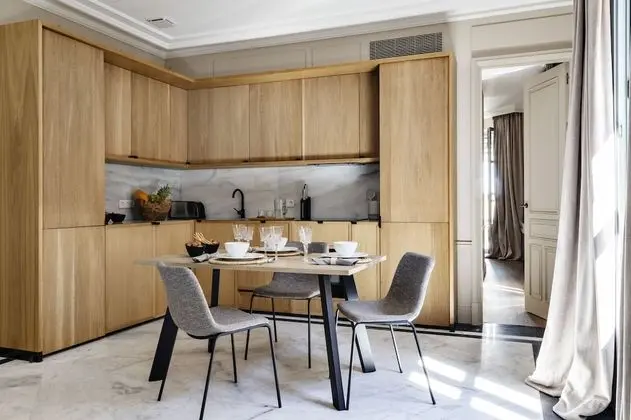 Luxury Apart Daire, 2 Yatak Odası, Balkon, Şehir Manzaralı