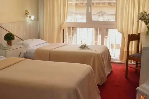 Standard Tek Büyük veya İki Ayrı Yataklı Oda
