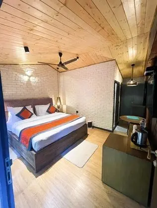 Deluxe Kır Evi
