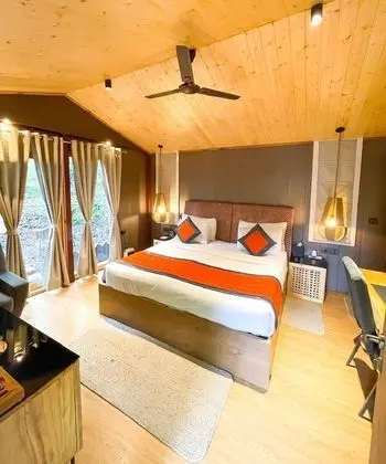 Deluxe Kır Evi