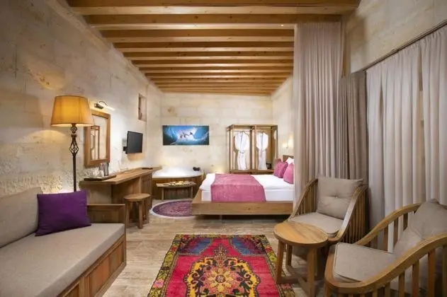 Honeymoon Suite, Bahçe Manzaralı, Jakuzili