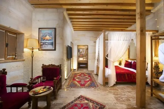 King Cave Suite, Manzarasız, Jakuzili