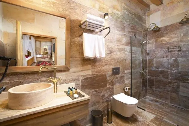 King Cave Suite, Manzarasız, Jakuzili