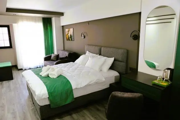 Triple, Şehir Manzaralı, Balkonsuz