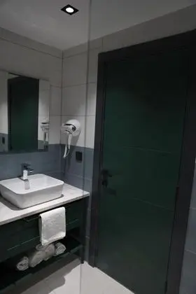 Triple, Şehir Manzaralı, Balkonsuz