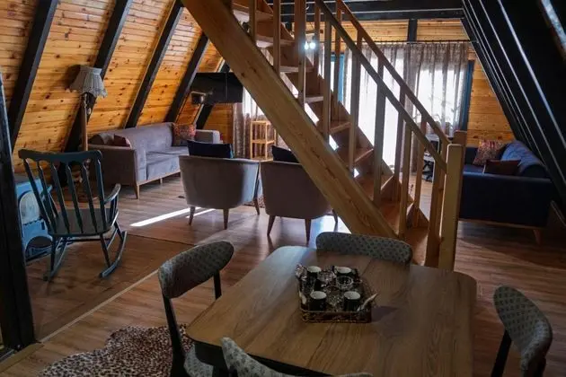 Deluxe Bungalow, Doğa Manzaralı, Şömineli ve Balkonlu