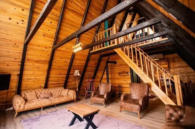 Standart Bungalow, Doğa Manzaralı, Şömineli ve Balkonlu